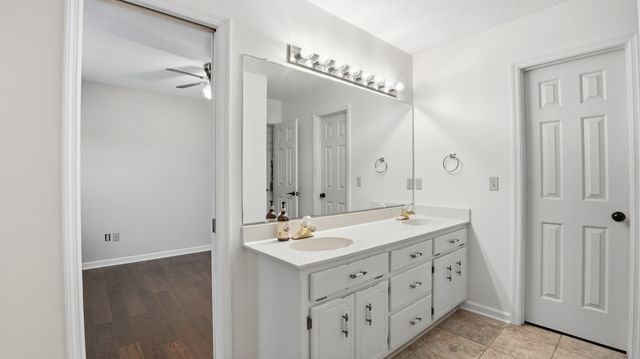 113 Provins Dr, Tullahoma, TN 37388