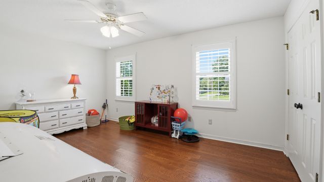113 Provins Dr, Tullahoma, TN 37388