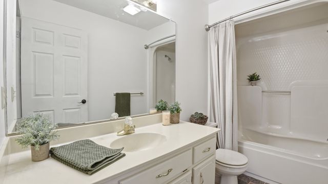 113 Provins Dr, Tullahoma, TN 37388