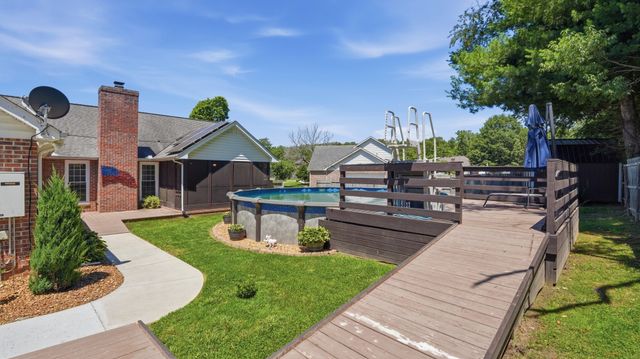 113 Provins Dr, Tullahoma, TN 37388