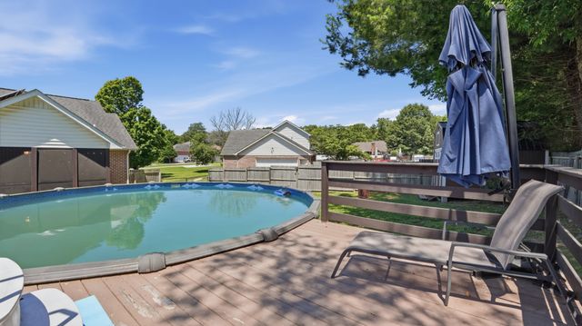 113 Provins Dr, Tullahoma, TN 37388