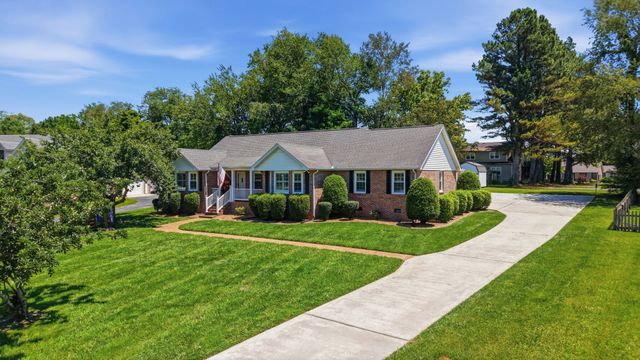113 Provins Dr, Tullahoma, TN 37388