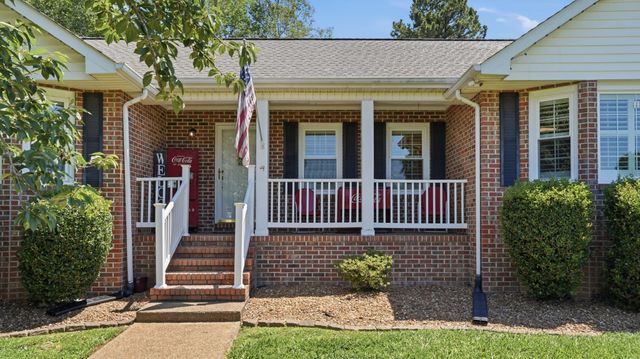 113 Provins Dr, Tullahoma, TN 37388