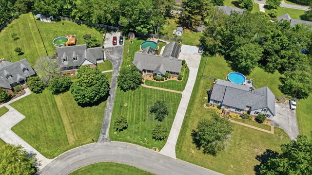 113 Provins Dr, Tullahoma, TN 37388