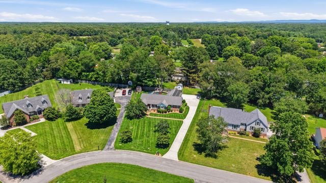 113 Provins Dr, Tullahoma, TN 37388