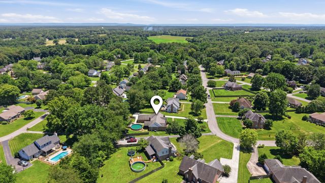 113 Provins Dr, Tullahoma, TN 37388