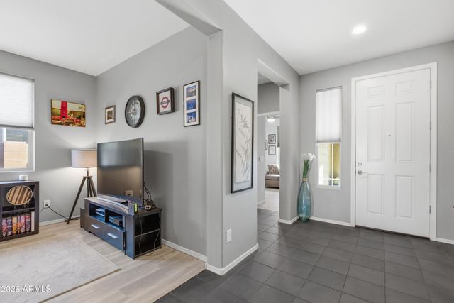 7296 S QUINN Avenue, Gilbert, AZ 85298