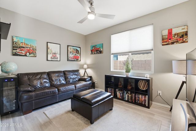 7296 S QUINN Avenue, Gilbert, AZ 85298