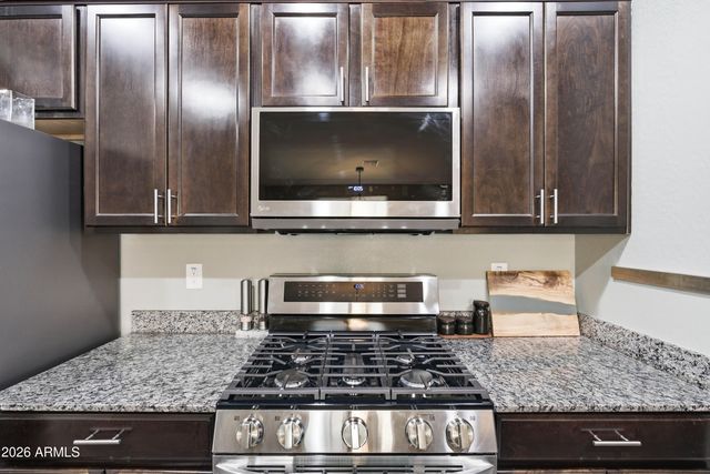 7296 S QUINN Avenue, Gilbert, AZ 85298