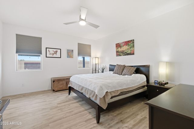 7296 S QUINN Avenue, Gilbert, AZ 85298