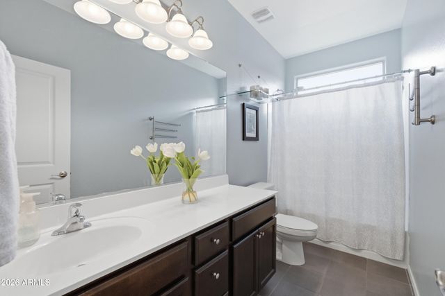 7296 S QUINN Avenue, Gilbert, AZ 85298