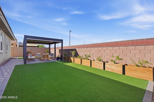 7296 S QUINN Avenue, Gilbert, AZ 85298