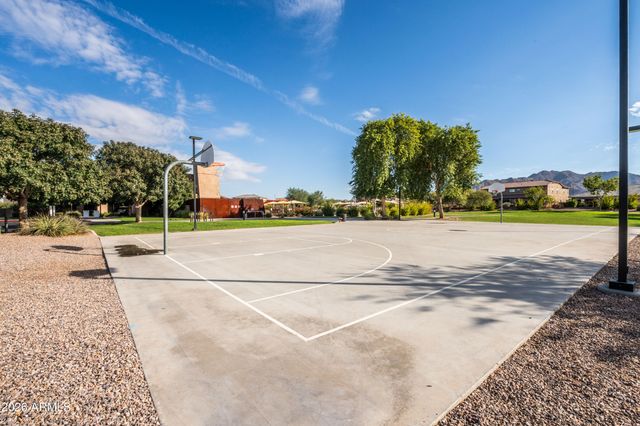 7296 S QUINN Avenue, Gilbert, AZ 85298