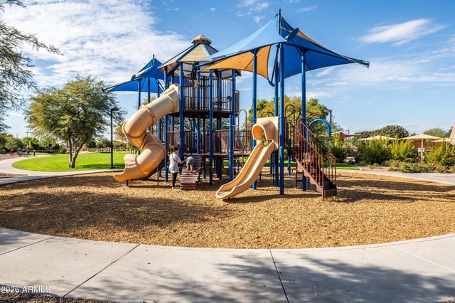 7296 S QUINN Avenue, Gilbert, AZ 85298