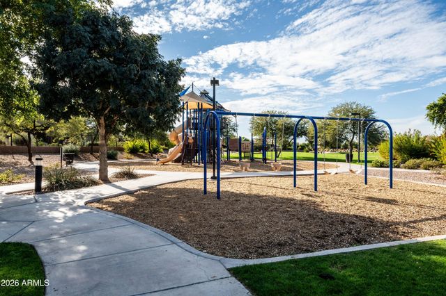 7296 S QUINN Avenue, Gilbert, AZ 85298