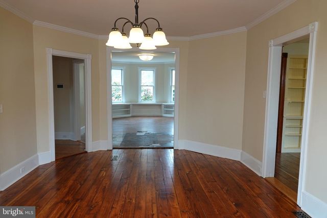 36 HART AVE, Hopewell, NJ 08525