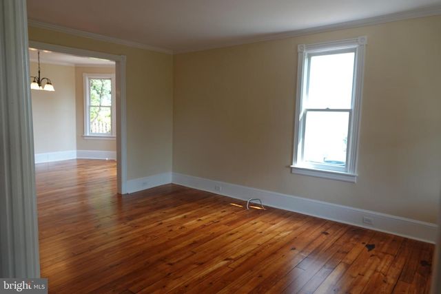 36 HART AVE, Hopewell, NJ 08525