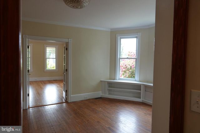 36 HART AVE, Hopewell, NJ 08525