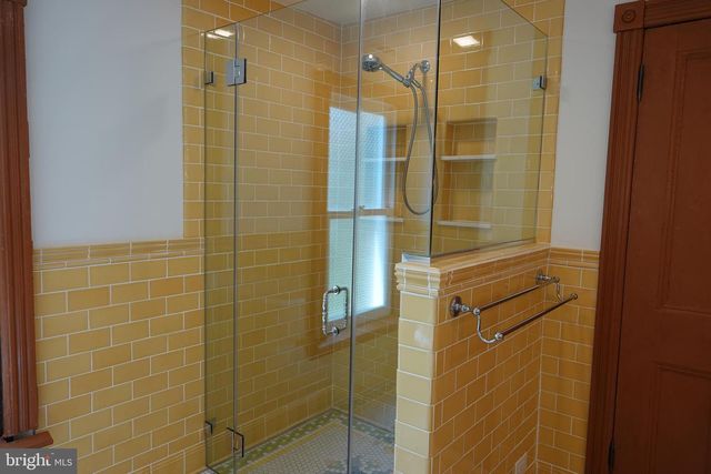 36 HART AVE, Hopewell, NJ 08525