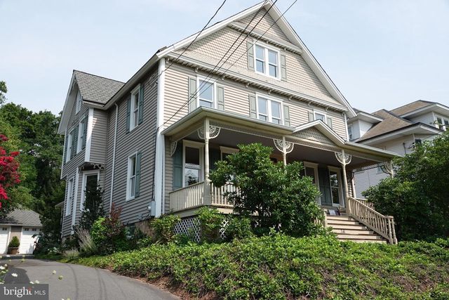 36 HART AVE, Hopewell, NJ 08525
