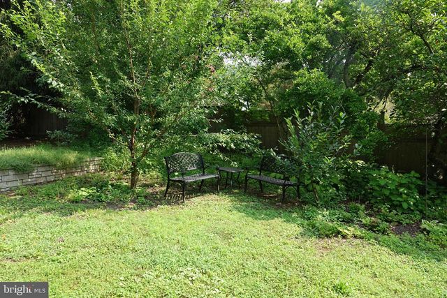 36 HART AVE, Hopewell, NJ 08525