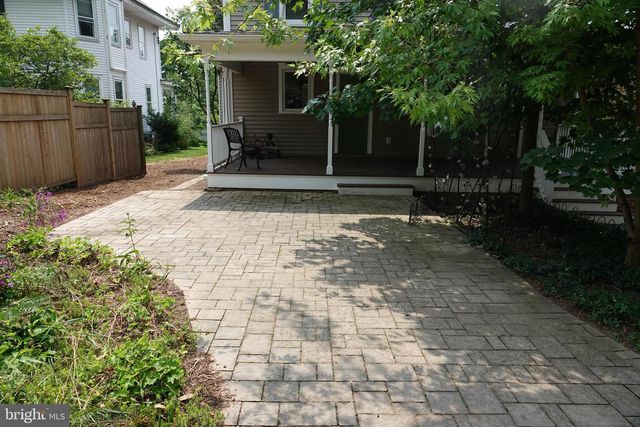 36 HART AVE, Hopewell, NJ 08525