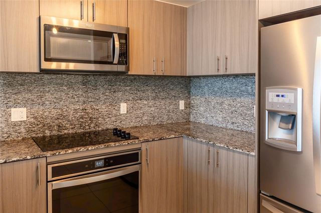 5350 NW 84th Avenue 1001, Doral, FL 33166