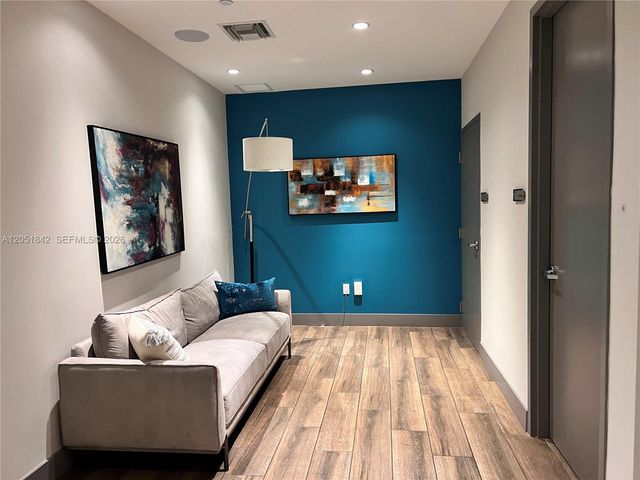 5350 NW 84th Avenue 1001, Doral, FL 33166