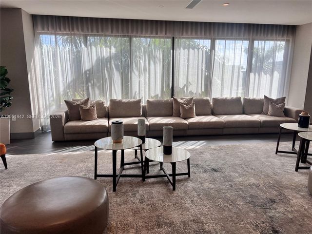 5350 NW 84th Avenue 1001, Doral, FL 33166