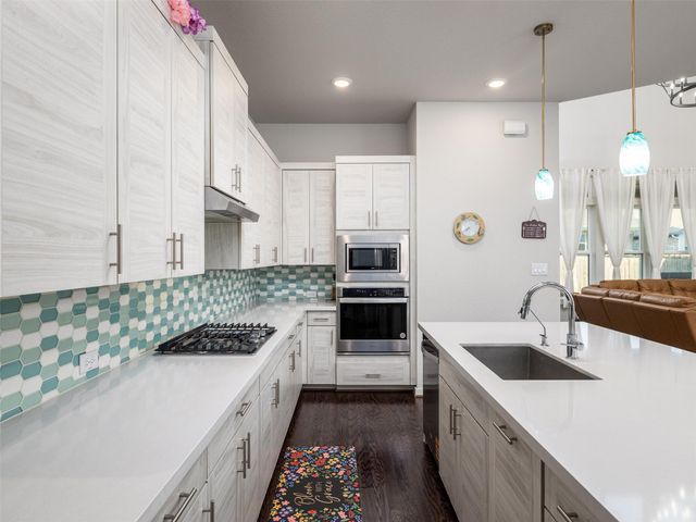 6512 Covina LN, Pflugerville, TX 78660