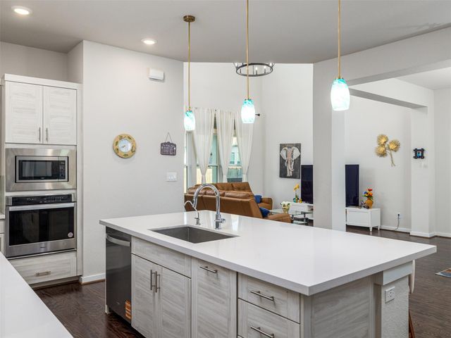6512 Covina LN, Pflugerville, TX 78660