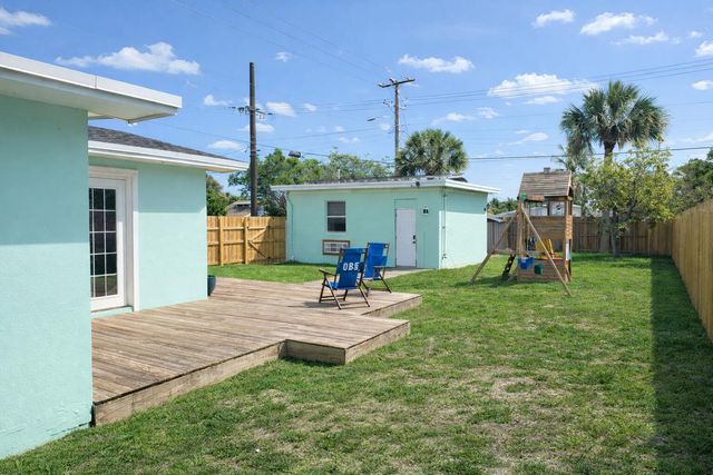 1002 S K Street, Lake Worth Beach, FL 33460