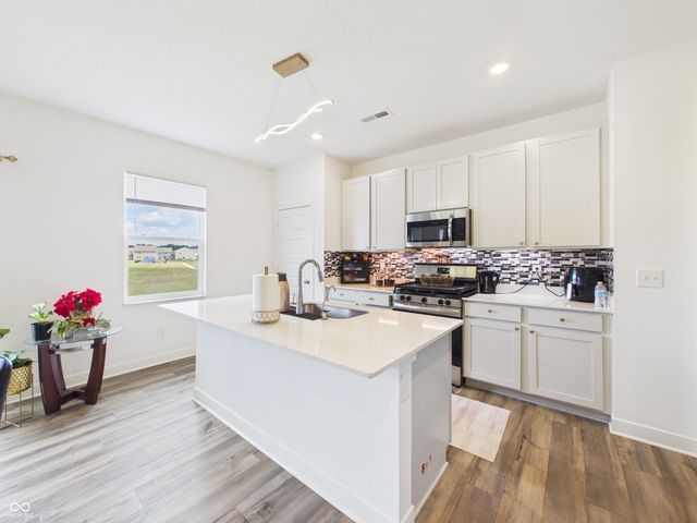 9202 Novak Court, Indianapolis, IN 46259