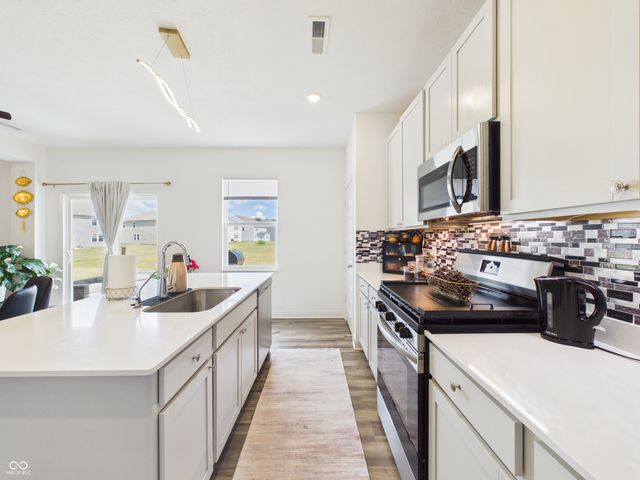 9202 Novak Court, Indianapolis, IN 46259