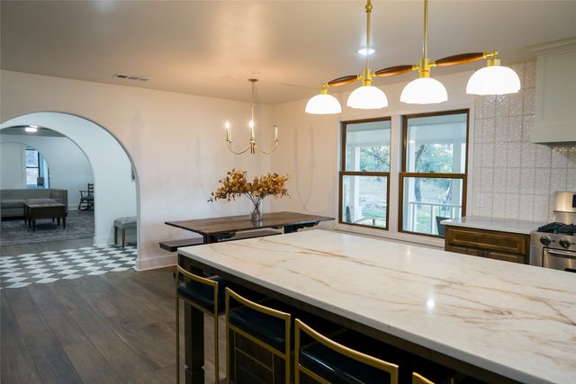 355 Carmen Street, Reno, TX 76020