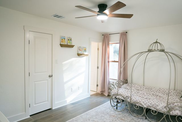 355 Carmen Street, Reno, TX 76020