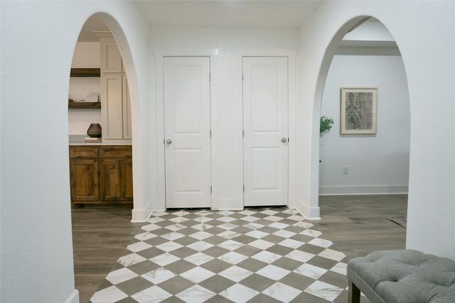 355 Carmen Street, Reno, TX 76020