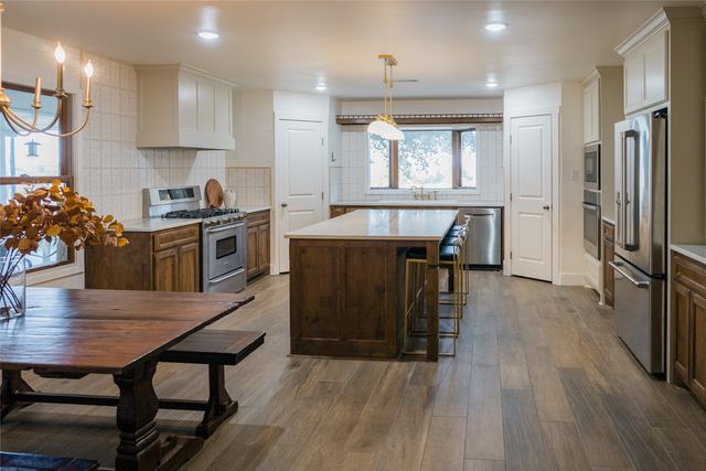 355 Carmen Street, Reno, TX 76020