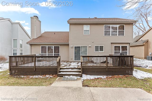 260 Cherry Grove Lane, Commerce Charter Township, MI 48390