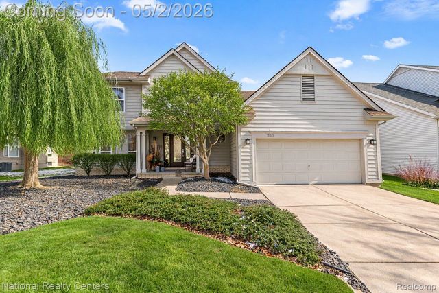 260 Cherry Grove Lane, Commerce Charter Township, MI 48390