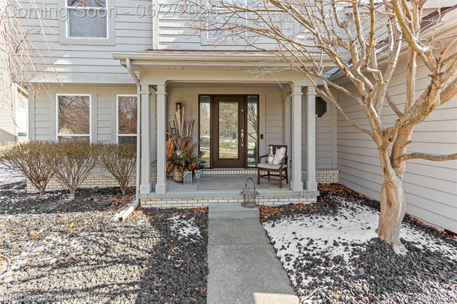 260 Cherry Grove Lane, Commerce Charter Township, MI 48390