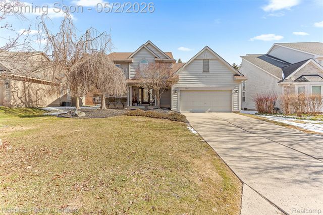 260 Cherry Grove Lane, Commerce Charter Township, MI 48390