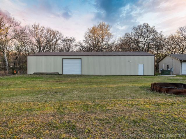 6312 N 428 Road, Pryor, OK 74361