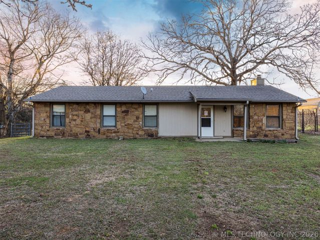 6312 N 428 Road, Pryor, OK 74361