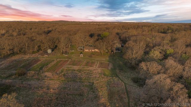 6312 N 428 Road, Pryor, OK 74361