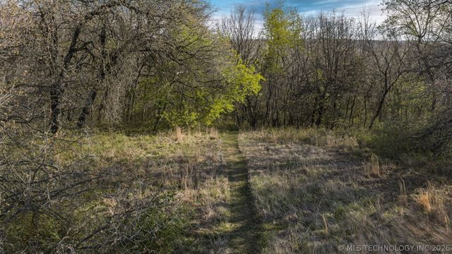 6312 N 428 Road, Pryor, OK 74361