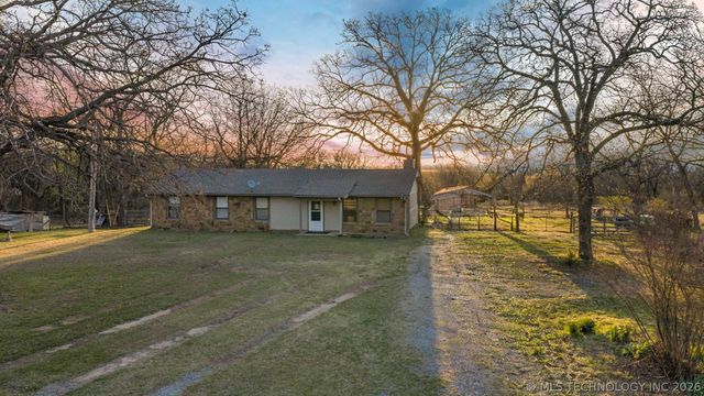 6312 N 428 Road, Pryor, OK 74361