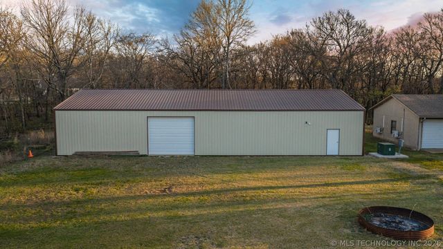 6312 N 428 Road, Pryor, OK 74361