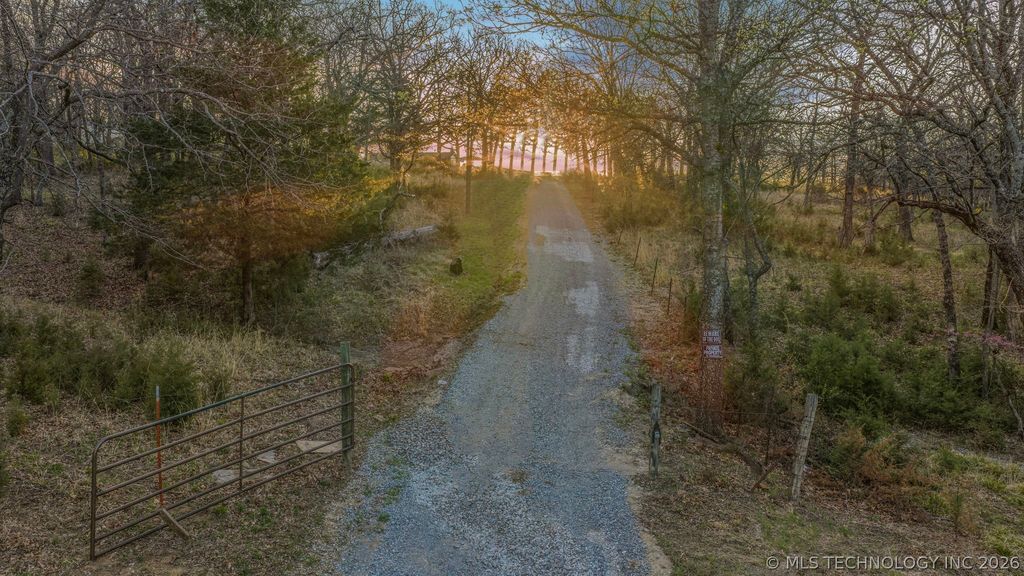 6312 N 428 Road, Pryor, OK 74361