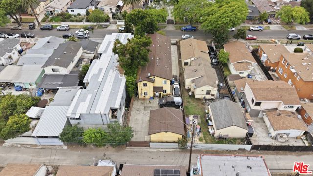8822 Orchard Avenue, Los Angeles, CA 90044